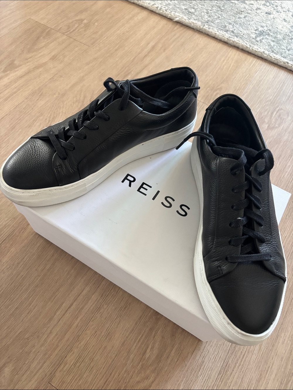 Reiss Black Leather Low-Top Sneakers with White Platform Sole
